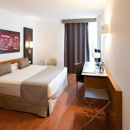 Catalonia Bristol Hotel