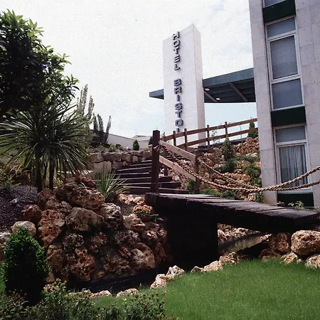 Szálloda Catalonia Bristol