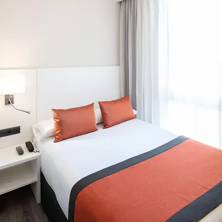 Hotel Catalonia Bristol