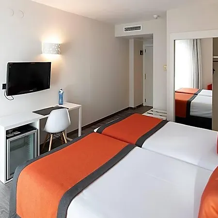 Catalonia Bristol מלון 3*