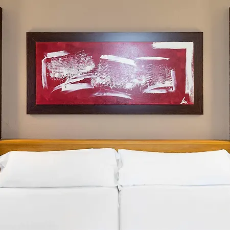 Catalonia Bristol Hotel