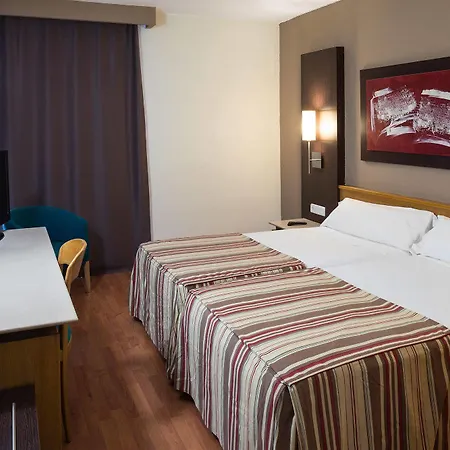 Hotel Catalonia Bristol